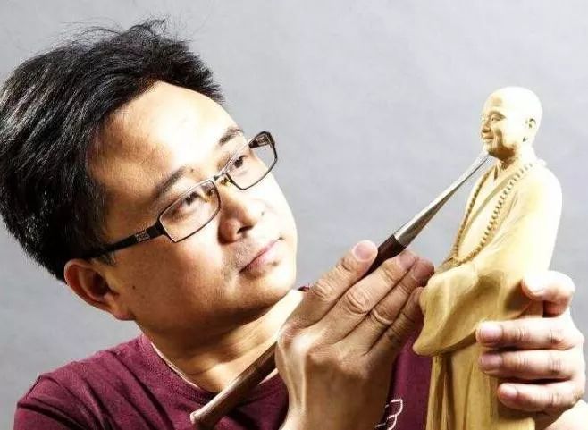 黃楊木雕特點(diǎn)_什么是黃楊木雕_黃楊木雕
