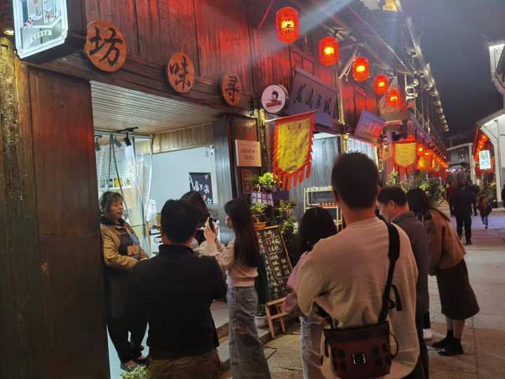 東陽木雕典故_紀錄東陽木雕片的作品_東陽木雕紀錄片