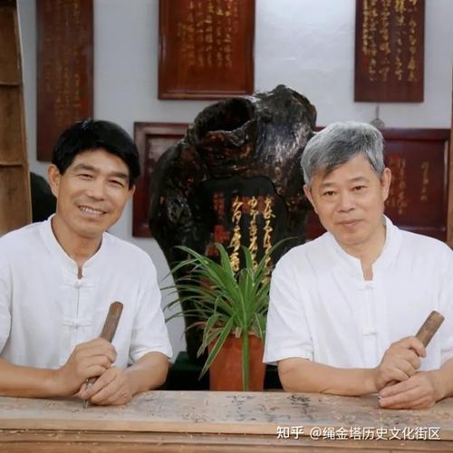 書法匾額特點有哪些_書法匾額_匾額書法有什么特點