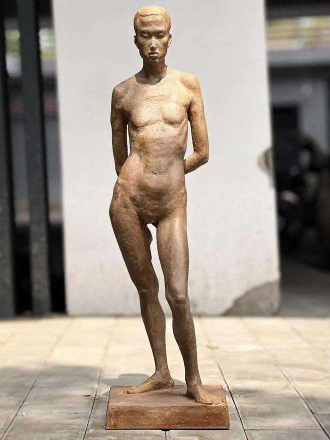 雕塑藝術作品圖片_藝術雕塑作品_雕塑藝術作品有哪些