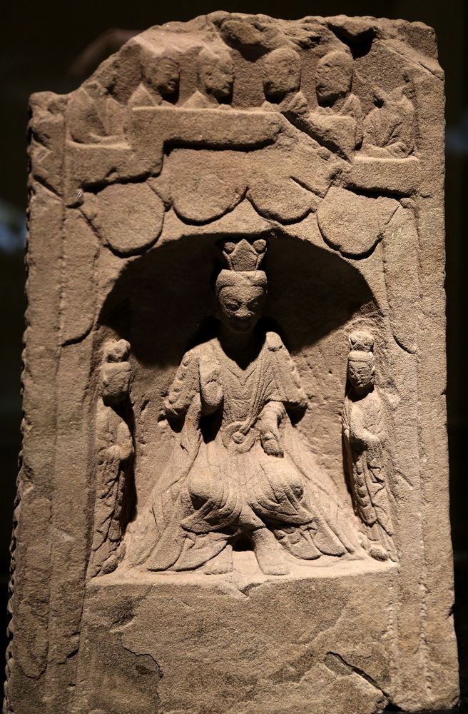 雕塑藝術(shù)的特點(diǎn)_中國(guó)古代雕塑藝術(shù)特點(diǎn)_雕塑藝術(shù)特點(diǎn)不包括