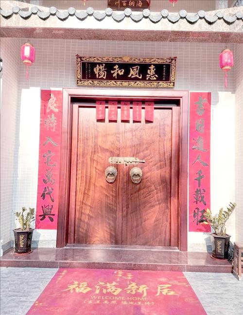 農村大門四字門匾大全_大門口朝西四字匾大全_農村大門吉祥字